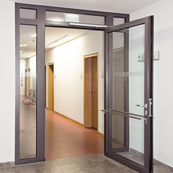 Automatische-Drehflügeltür - für Bürohaus, Kliniken & öffentliche Einrichtungen